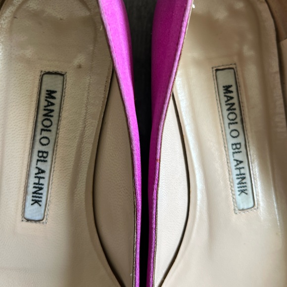 Authentic Manolo Blahnik Dark Fuchsia Stain Flat - Picture 5 of 8
